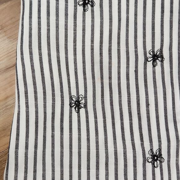 🔹️🔺️Anthropologie Everly Blue Embroidered Floral Cold Shoulder Top Large - Picture 16 of 16